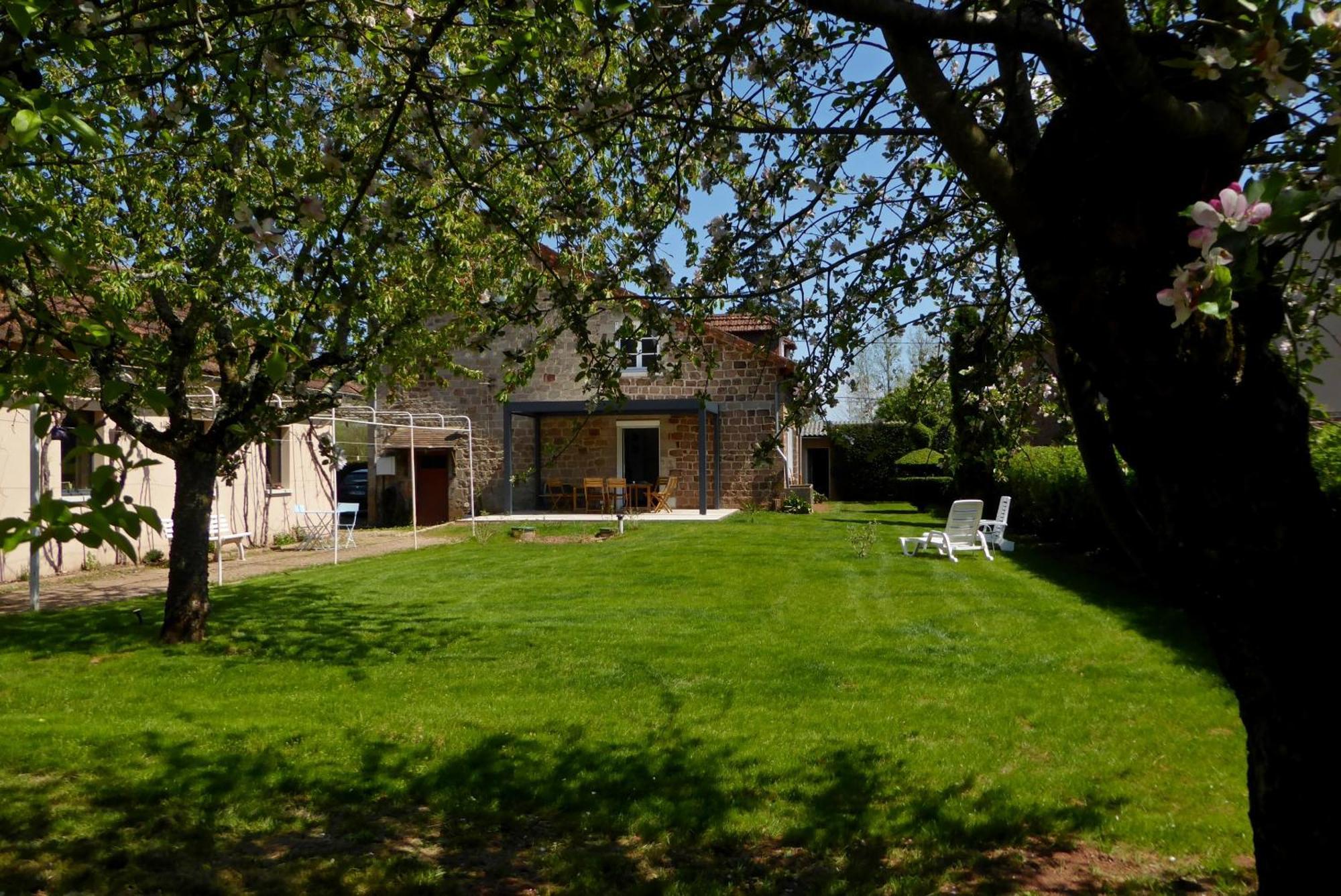 L'Oustal Des Bons Vivants Conques-en-Rouergue Экстерьер фото